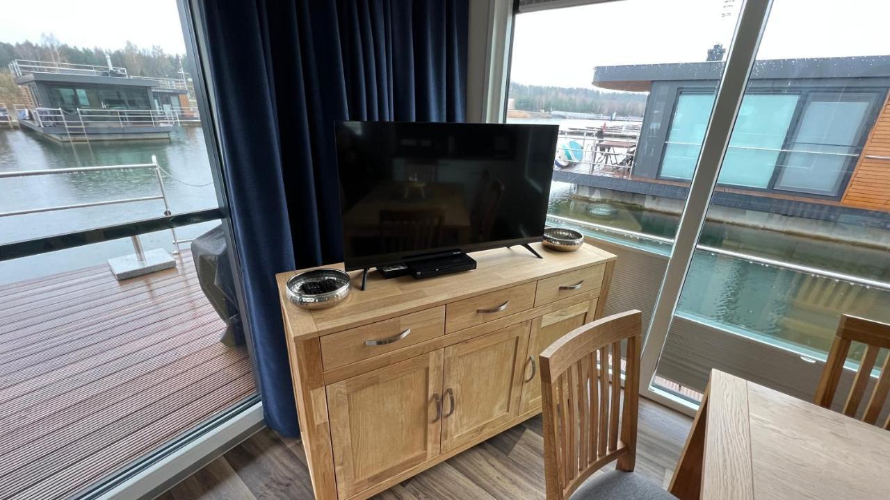 Hausboote Am Baerwalder See Traumhaus-Mieten Klitten エクステリア 写真